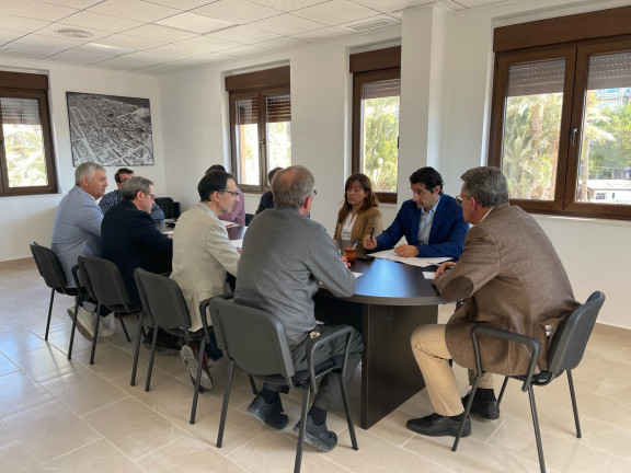 EL DIRECTOR GENERAL DE PUERTOS DE LA GENERALITAT VISITA LAS OBRAS DEL PUERTO DE TORREVIEJA 3