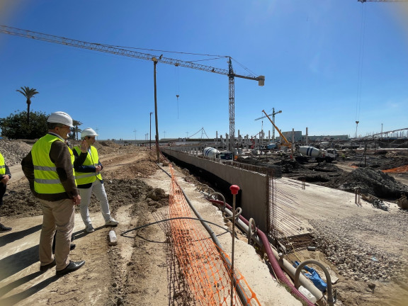 EL DIRECTOR GENERAL DE PUERTOS DE LA GENERALITAT VISITA LAS OBRAS DEL PUERTO DE TORREVIEJA 5