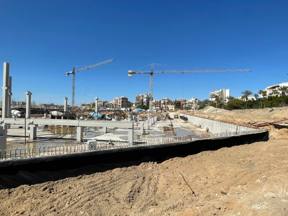 EL DIRECTOR GENERAL DE PUERTOS DE LA GENERALITAT VISITA LAS OBRAS DEL PUERTO DE TORREVIEJA 8