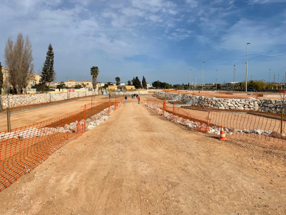 EN MARZO FINALIZAN LAS OBRAS DE LA BALSA DE LAMINACIÓN DE AGUAS PLUVIALES JUNTO A LA N-332, EN LA URBANIZACIÓN DOÑA INÉS 1