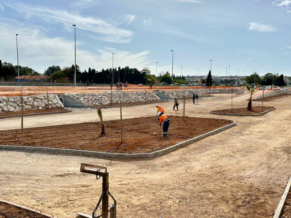 EN MARZO FINALIZAN LAS OBRAS DE LA BALSA DE LAMINACIÓN DE AGUAS PLUVIALES JUNTO A LA N-332, EN LA URBANIZACIÓN DOÑA INÉS 9