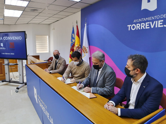 Firma_Convenio_UMH_3