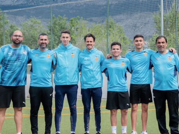PRESENTADO EL I CLÍNIC VALENCIA CF – TORREVIEJA, QUE SE CELEBRARÁ EN LA CIUDAD DEPORTIVA DEL 3 AL 7 DE JULIO 5