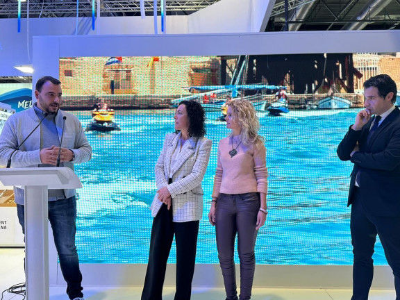 Turismo_FITUR_2024_actividades_acuaticas_torrevieja