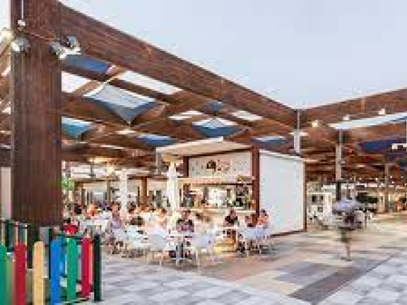 centro comercial las habaneras